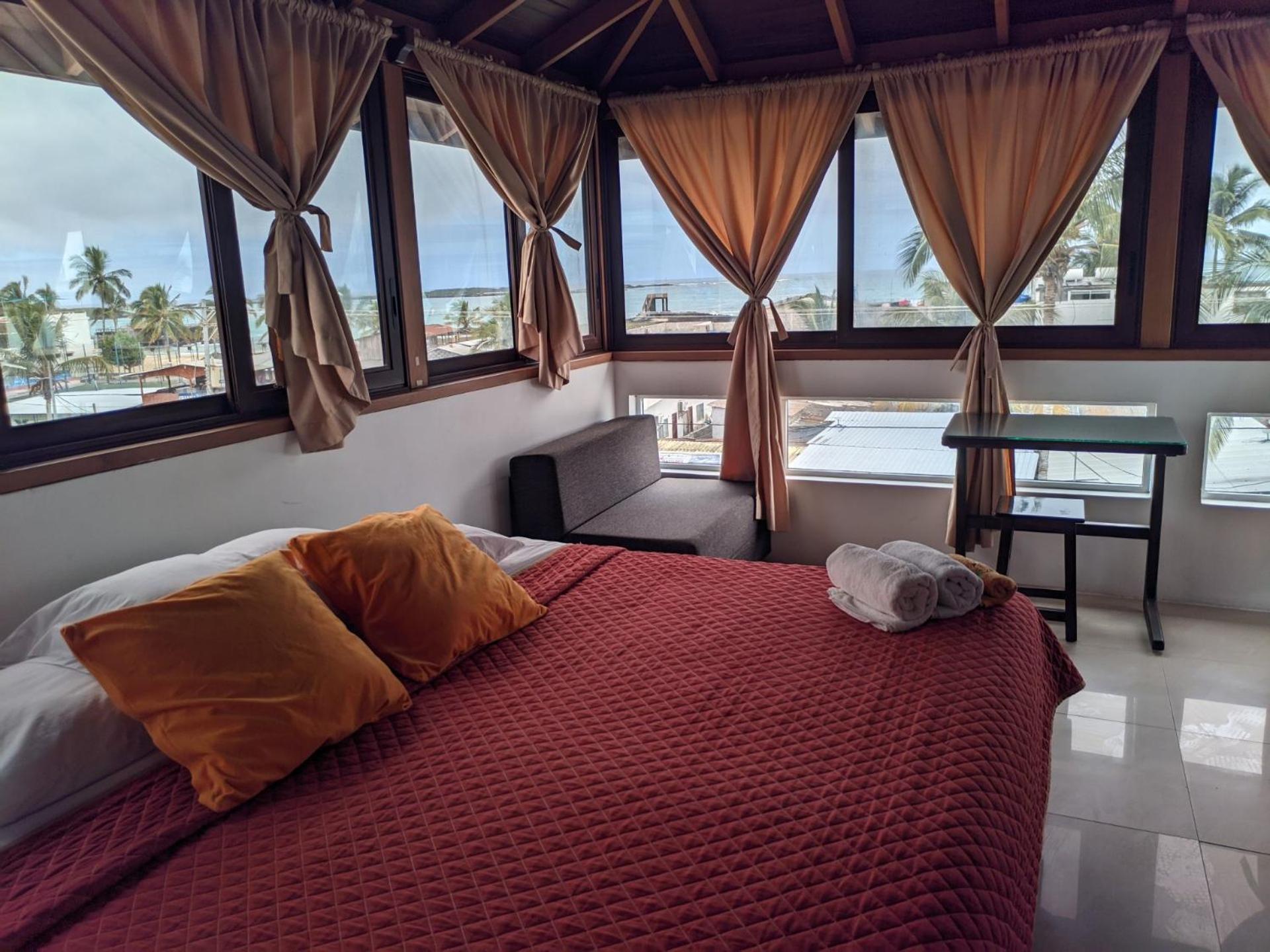 Sun Island Hotel Puerto Villamil Ngoại thất bức ảnh