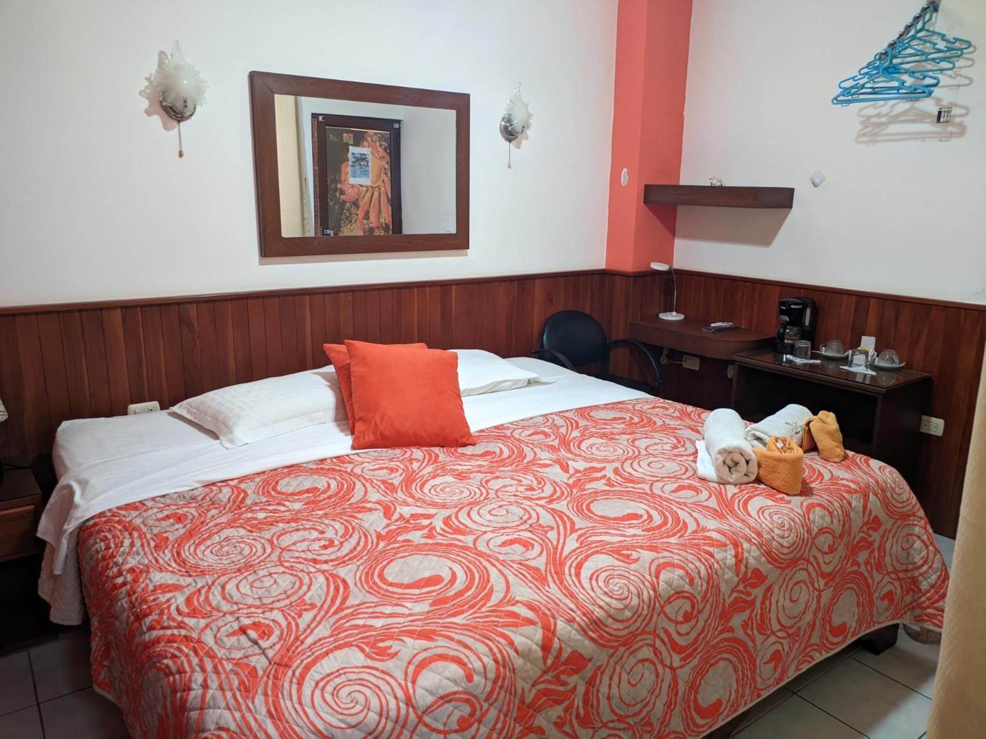 Sun Island Hotel Puerto Villamil Ngoại thất bức ảnh